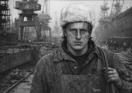 Резал женщин и детей без разбора: молодой отец год кошмарил Ленобласть