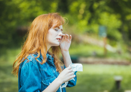 Иммунолог напомнила, как обезопасить себя и близких в сезон аллергий