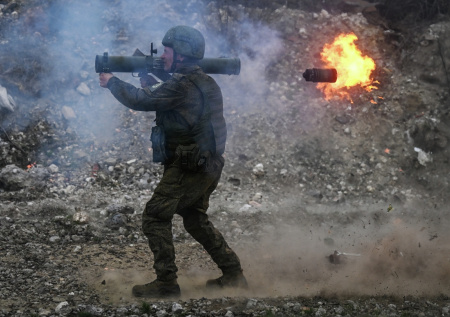 Песков объяснил, сколько будет продолжаться СВО