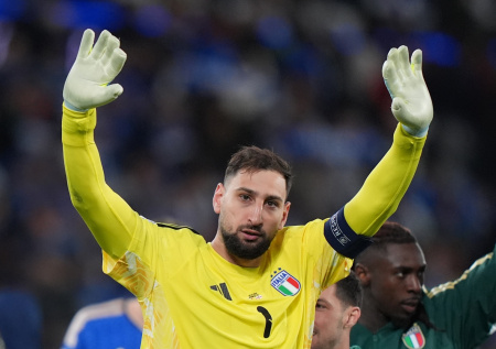 Доннарумма порвал шпаргалку боснийского вратаря Василя для пенальти