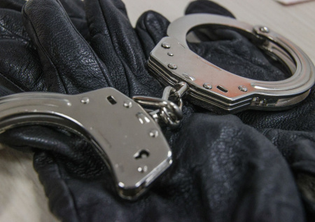 Высокопоставленного силовика задержали за взяточничество