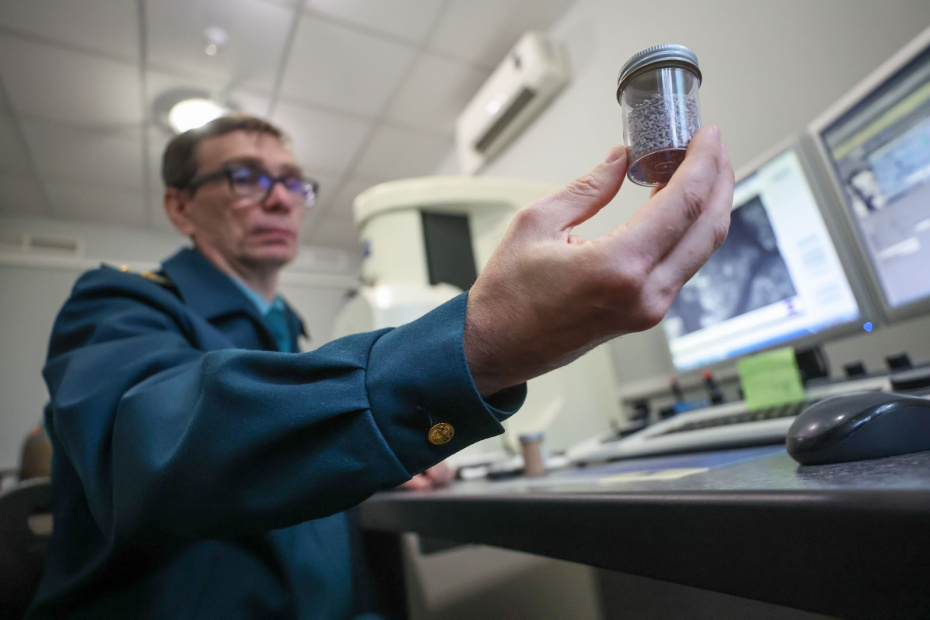 Сотрудник таможенной службы