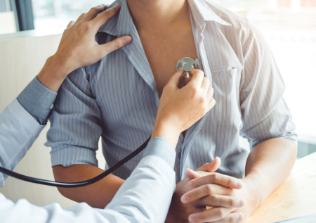 Врач рассказала, что нельзя самостоятельно делать гипертоникам