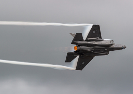 Истребитель F-35 потерпел крушение в Неваде