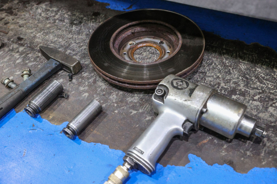 Ржавчина и износ: что срочно автовладельцу надо проверить в тормозах