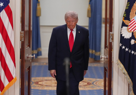 Опрос показал, сколько американцев верят в четкий план Трампа по Ирану