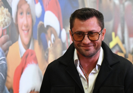 Потеря друзей, алкоголь, конфликты с Муцениеце: как живет Павел Прилучный