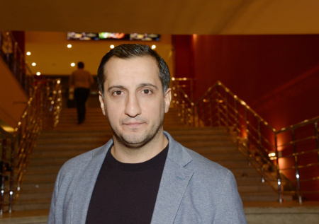 Внебрачный сын, слова об СВО, «Универ»: где сейчас Арарат Кещян