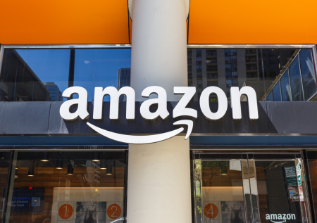 Amazon бросил вызов детищу Маска через сделку на космическую сумму