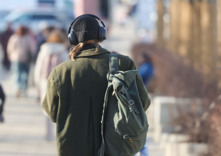 Лор напомнил, почему так опасно использовать чужие наушники