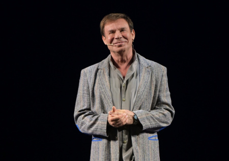 Звезда «Аншлага» перенес сложную операцию