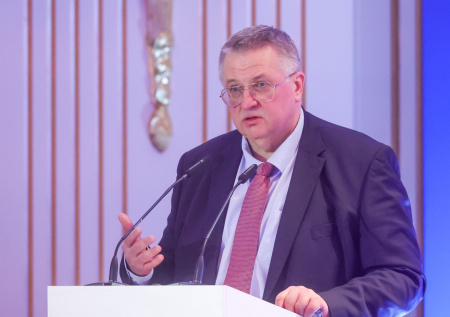 Оверчук заявил о готовности Росатома «продлить жизнь» АЭС в Армении