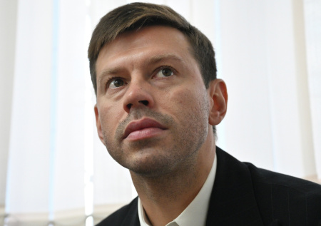 Суд принял решение по делу Смолова о драке в московском кафе