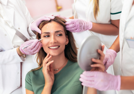 Хирург назвал отличия пластики от «переделанного лица»