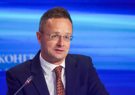 «Драматический призыв»: Сийярто высмеял энергополитику Брюсселя