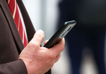 Россиянам рассказали, как сэкономить семейный бюджет на подписках