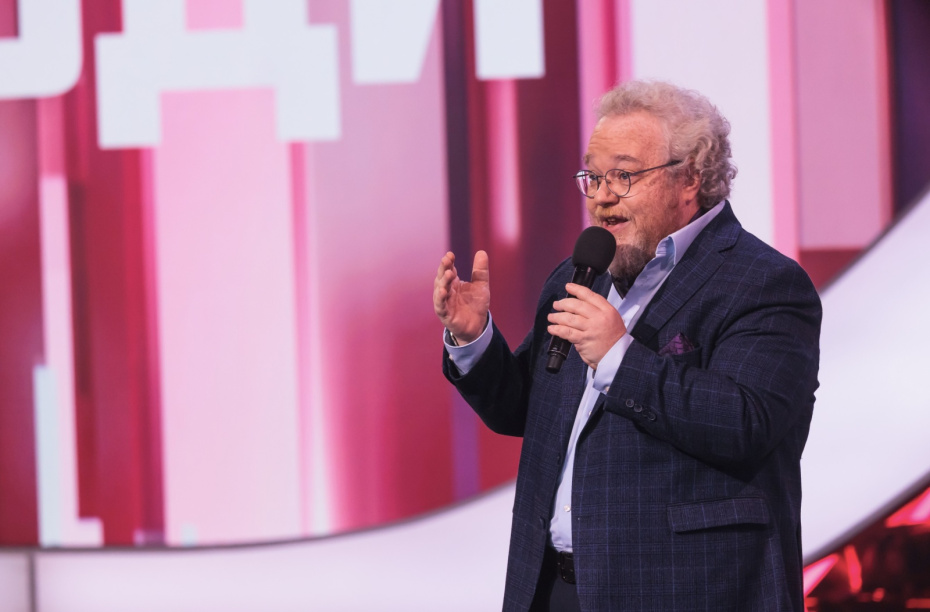 Ведущий шоу «Удивительные люди» Артем Варгафтик