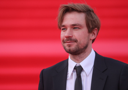 «Смотришь на мир чище»: известный актер принял важное решение