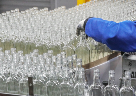 В России впервые за 11 лет «улучшат» этиловый спирт