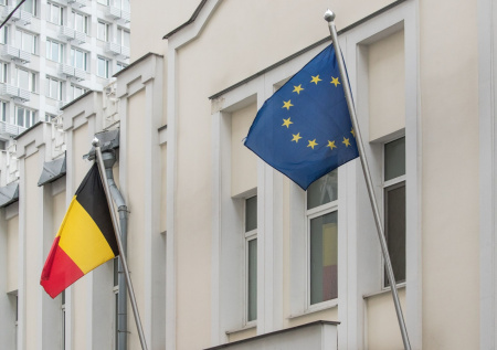 Бельгия обвинила Европу в расколе НАТО