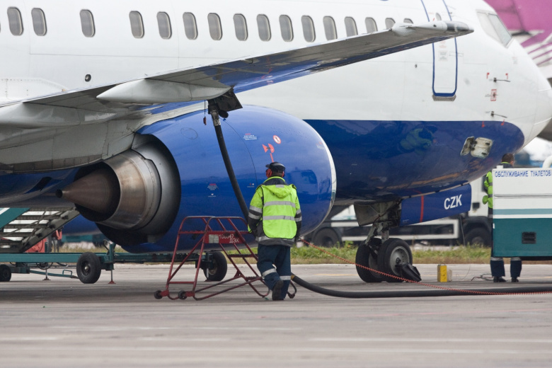 Заправка самолета