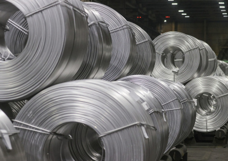 ОАЭ и Израиль «расплатились» алюминиевыми заводами за войну с Ираном