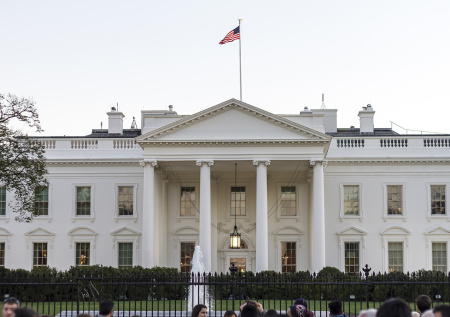 В парке напротив Белого дома раздалась стрельба