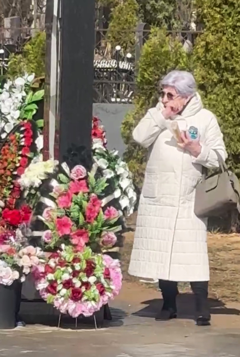 Мама Паши Техника