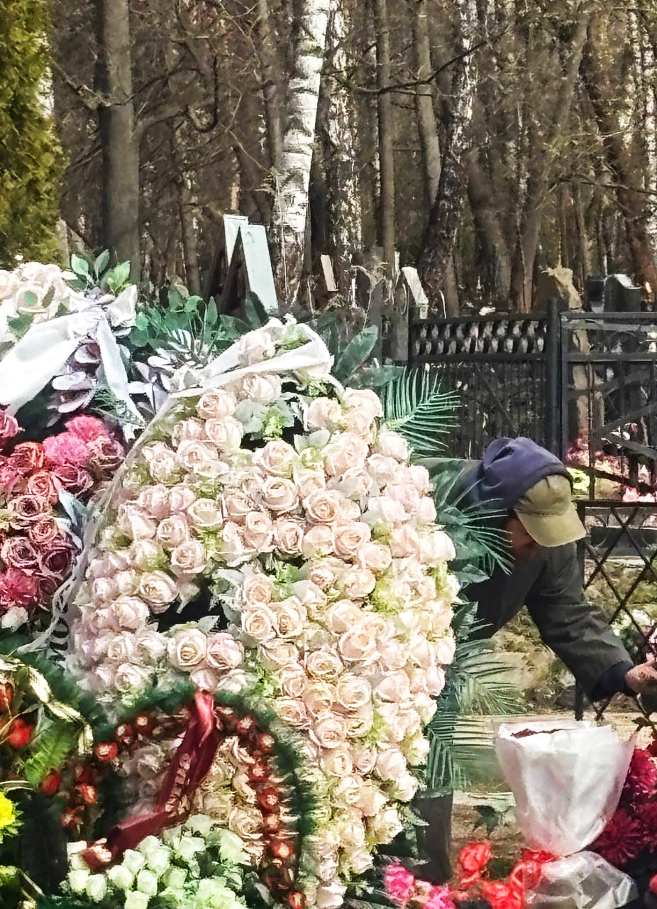 Годовщина смерти Паши Техника