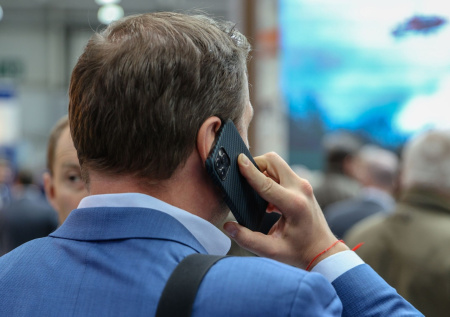 Мошенники обманывают детей, шантажируя их свободой родителей