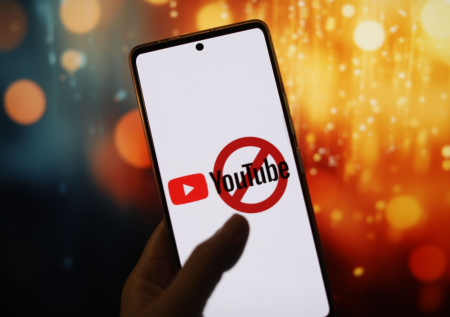 Генсек СНГ осудил YouTube за ущемление прав белорусских журналистов