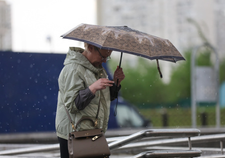 Косые дожди и тепло до +19? Погода в Москве в конце недели: чего ждать