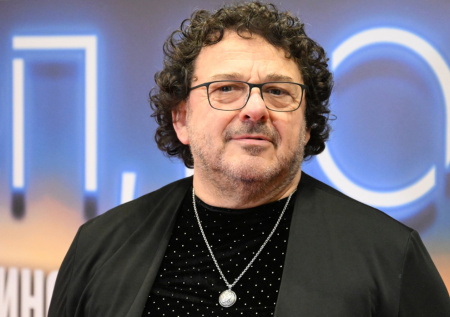 «Благодарен Намину и судьбе»: Саруханов о дочерях, бизнесе, пенсии, ИИ