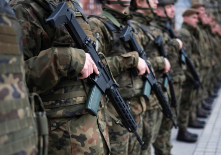 В Румынии призвали ЕС покончить с зависимостью от США в военной сфере