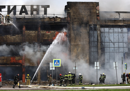 Опубликованы кадры из ТЦ «Гиант» в Калининграде после крупного пожара