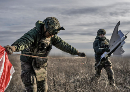 Налет на Новороссийск и ТЭС, 40 шахтеров в ловушке: ВСУ атакуют РФ 6 апреля