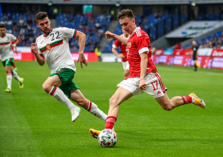 Пономарев оценил выступления российского футболиста во Франции