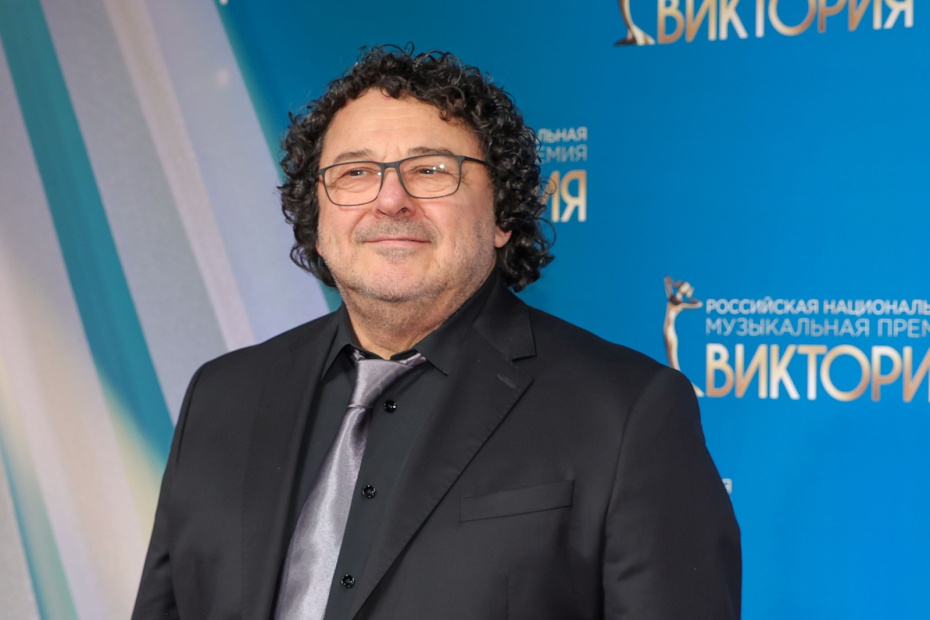 Игорь Саруханов