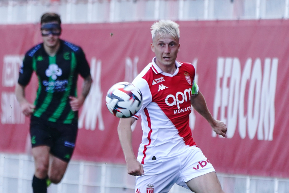 Александр Головин