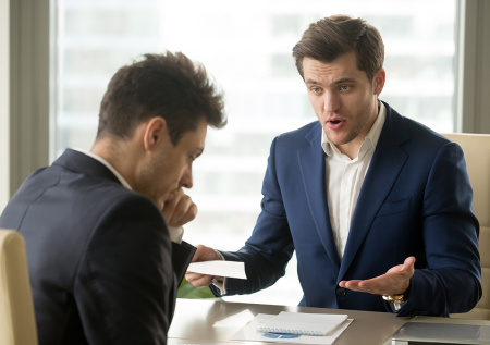 Юрист рассказал, чем для начальства чреваты оскорбления подчиненных