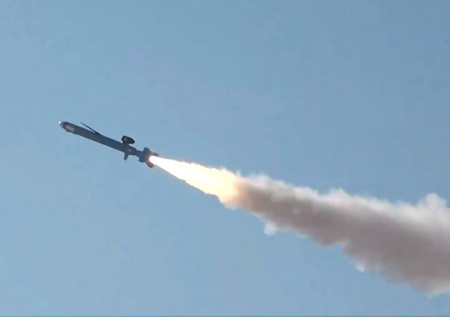 Иран нанес мощный ракетный удар по израильскому судну