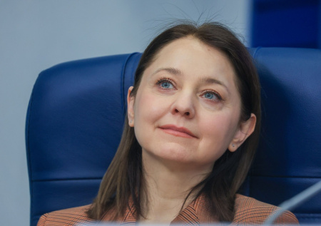 Киев внес в черный список звезду сериалов «СашаТаня» и «Универ»