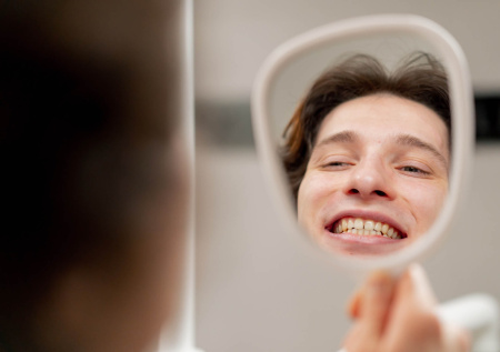 «Серьезные проблемы»: стоматолог о наборах для самолечения зубов