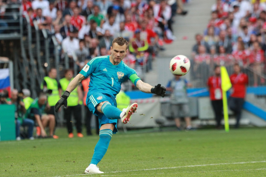 Игорь Акинфеев