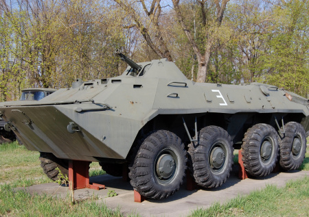 Юные вандалы испортили памятник с боевым танком под Нижним Новгородом