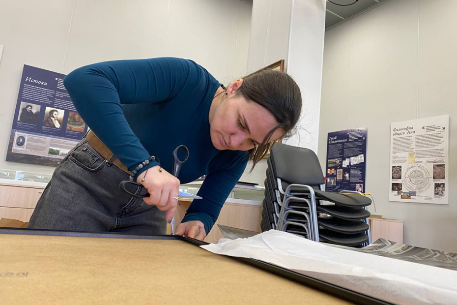 Анастасия Гумарова, куратор выставки