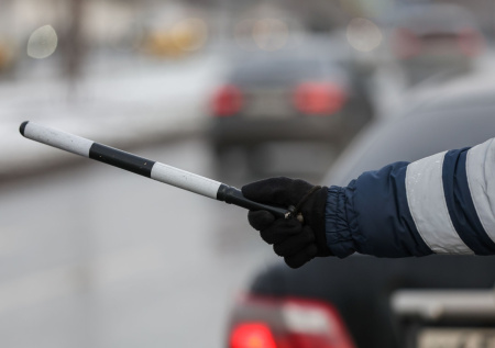 Названо самое популярное нарушение россиян на дороге в 2026 году