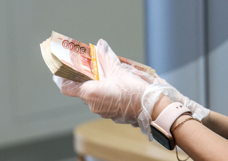 У бывшего замглавы Курской области конфисковали более 20 млн рублей взяток