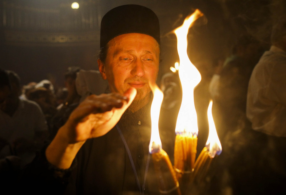 Благодатный огонь в Иерусалиме