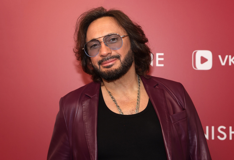 Певец Стас Михайлов во время фотосессии на Музыкальной премии «Жара Music Awards 2026»